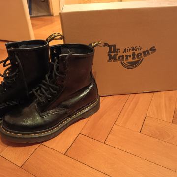 Ženske Čizmice dr Martens-novo, broj 36
