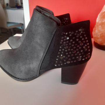 Ženske čizmice Esmara NOVO