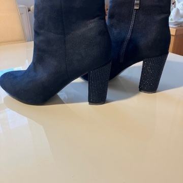 ženske čizmice do gležnja