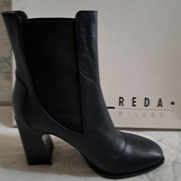Ženske čizmice Reda Milano, br.40