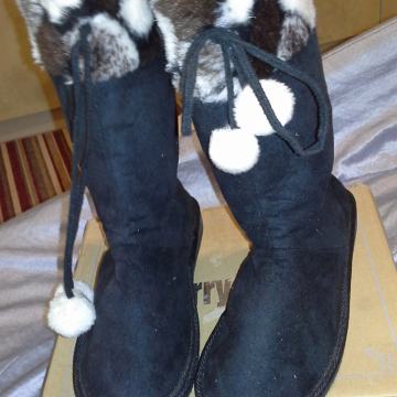 NOVE Ženske čizmice