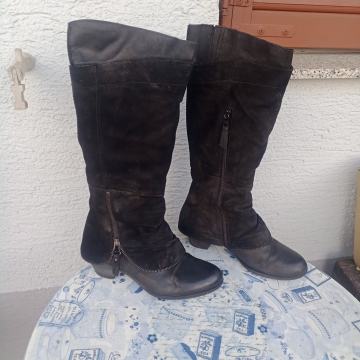 ŽENSKE ELEGANTNE KOŽNE ČIZME 39