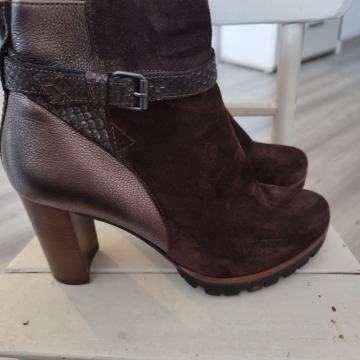 Ženske gležnjače HOGL broj 7