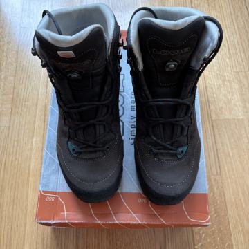 Ženske gojzerice Lowa Lady Light LL, 37.5