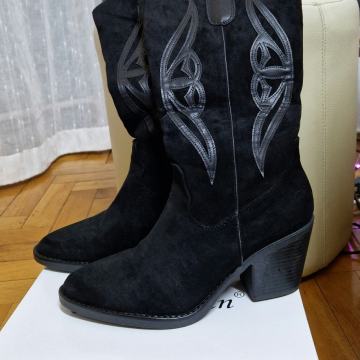 ženske kaubojke br. 39 - NOVO