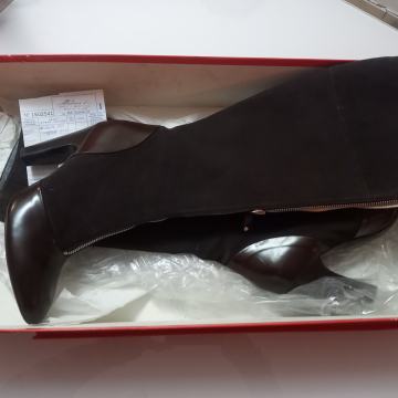 Ženske kožne čizme "Martini Osvaldo" br.39  SNIŽENO !