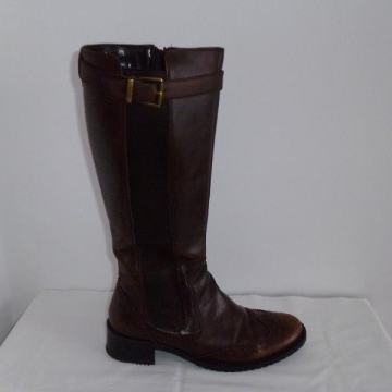 Ženske kožne čizmice br. 39