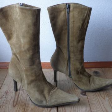 ŽENSKE LAGANE KOŽNE ČIZME 37