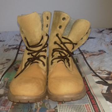 Ženske Timberland čizme broj 41.5