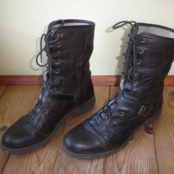 ŽENSKE TOPLE KOŽNE CIPELE / ČIZME 40
