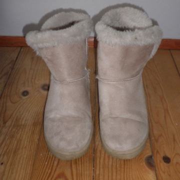 ŽENSKE TOPLE KOŽNE ČIZMICE U STILU UGG - 37