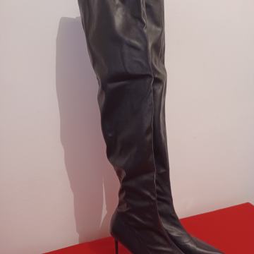 Ženske visoke čizme, broj 45