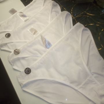 BIJELE GAĆICE vel.L - NOVO