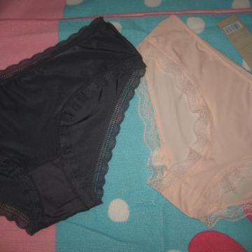 NOVE gaćice vel. L-XL oboje za 6 eur