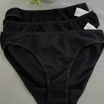 Komplet od 3 para gaćica vl.M