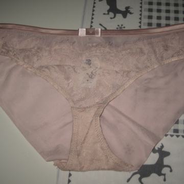 ROZA GAĆICE VEL. L - NOVO