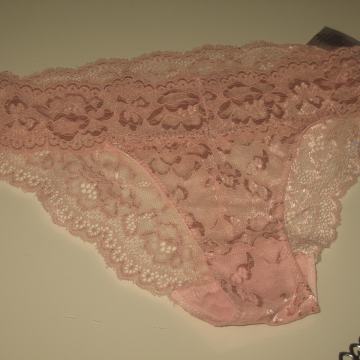 ROZA GAĆICE VEL. L - NOVO