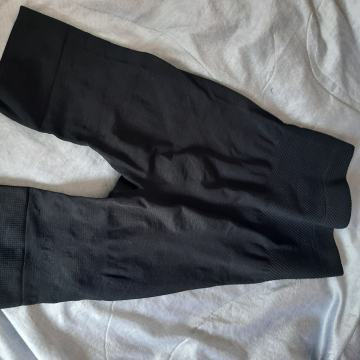 Nove stezne ženske tajice