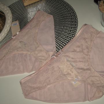 SVIJETLO ROZA GAĆICE VEL. M-L NOVO