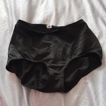 Ženske stezne gaće