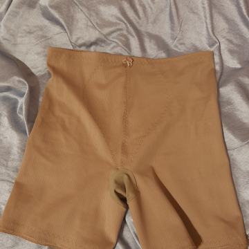 Ženske stezne tajice