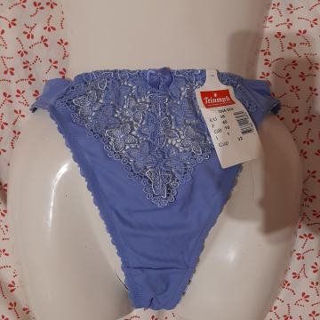 Nove ženske tange Triumph