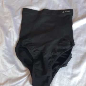 Nove ženske visoke stezne gaće