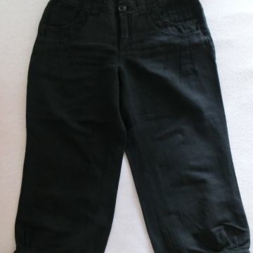 36 X-nation ženske poluduge capri hlače kao nove