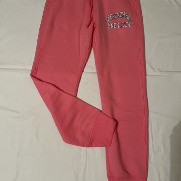 Abercrombie and Fitch joggers hlače vl.S /TOTALNA ČISTKA