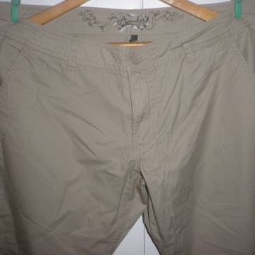 AMADEUS - ŽENSKE LAGANE PAMUČNE HLAČE 44 L