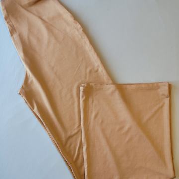 ASOS duge zlatne hlače