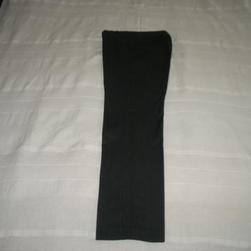 BENETTON HLAČE BROJ 40 Sniženje