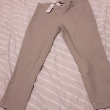 Benetton hlače novo vl.44