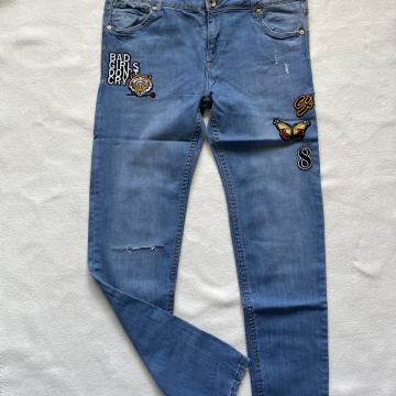 Bershka bad girls ... traperice vl. 42 /TOTALNA ČISTKA