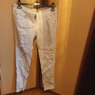 NOVE BIJELE TRAPERICE 38 M PODEROTINE NISKI STRUK SKINNY