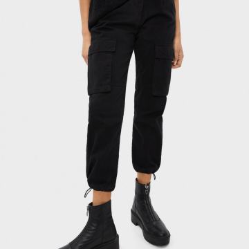 Bershka cargo joggers hlače vl. 38  /TOTALNA ČISTKA