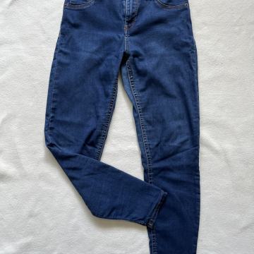 Bershka push up traperice vl.38