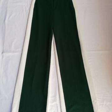 Bershka široke hlače vl.S