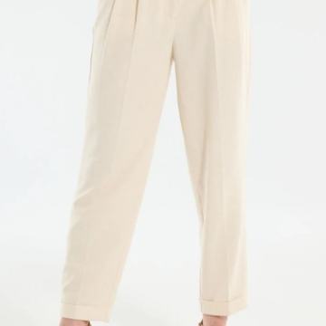 BEŽ HLAČE vel. M - NOVO S ETIKETOM