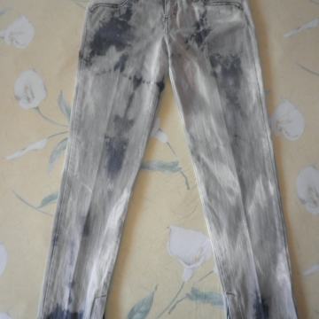 Bijele traperice - mornarski stil