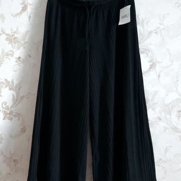 C&A - 38/40 - nove wide-leg