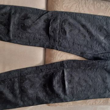Crne elegantne hlače, vel.34