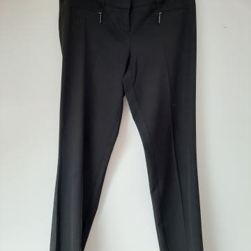 Crne klasične fine hlače C&A 40 novo