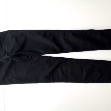 Crne ravne traperice Bershka 38