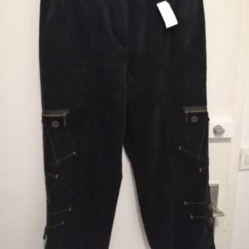 CRNE SAMT HLAČE 40/42