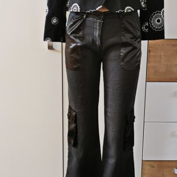 Crne ženske hlače - kombinacija lan i sjajni materijal - MISS EDITH -S