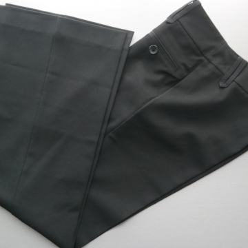 Crne ženske hlače veličina S