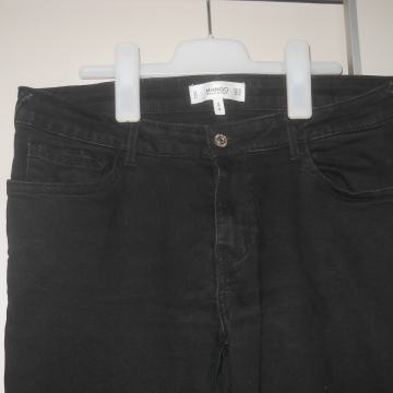 crne ženske rebatinke