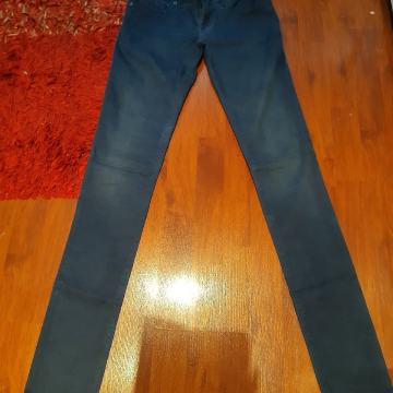 DIESEL NOVE SKINNY PLAVE TRAPERICE S ETIKETOM 27