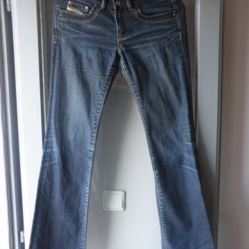 DIESEL - ŽENSKE HLAČE TRAPERICE W 27 L 32 / 36 S